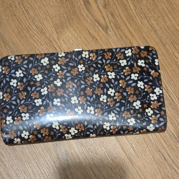 Accessories - Floral Women's Clutch Wallet